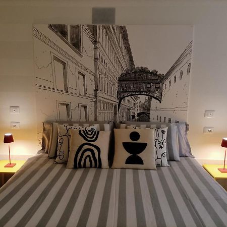 Casanova Venezia - Rialto Artistic Apartment ภายนอก รูปภาพ