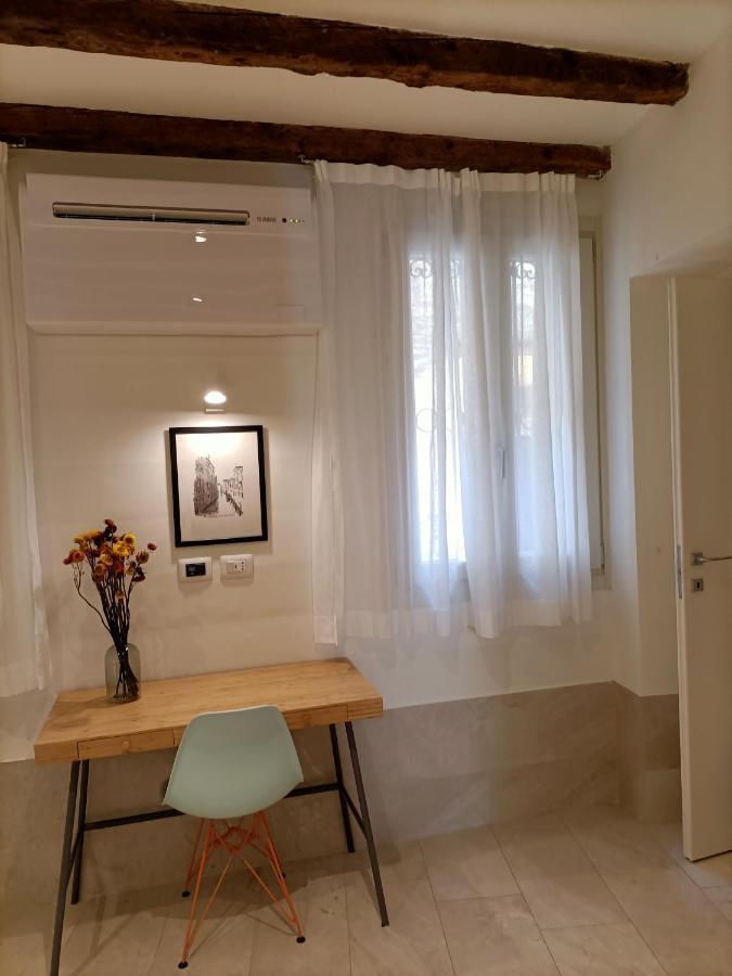 Casanova Venezia - Rialto Artistic Apartment ภายนอก รูปภาพ