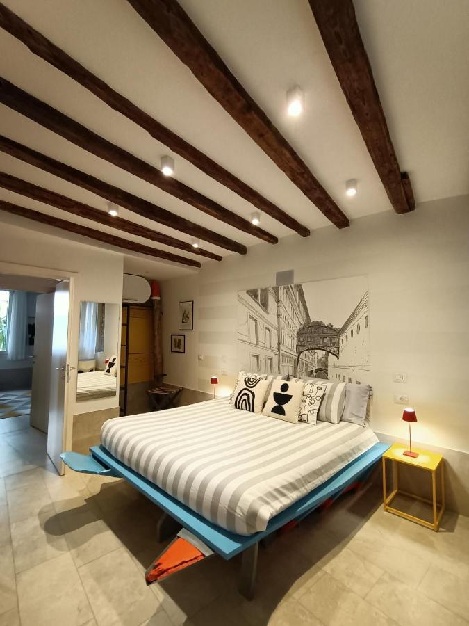 Casanova Venezia - Rialto Artistic Apartment ภายนอก รูปภาพ