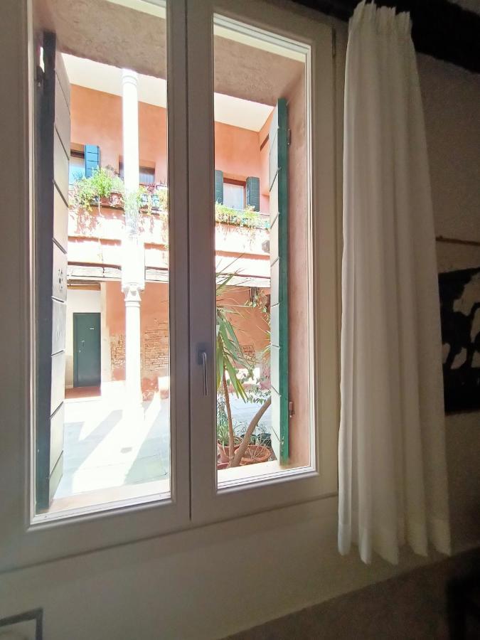 Casanova Venezia - Rialto Artistic Apartment ภายนอก รูปภาพ